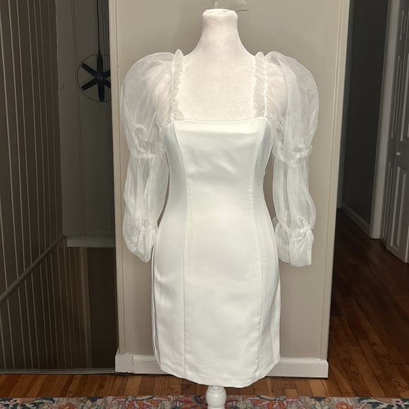 Amanda Uprichard Revolve Puff Sleeve Tia Dress in Ivory New Size XS Bridal - Picture 7 of 16